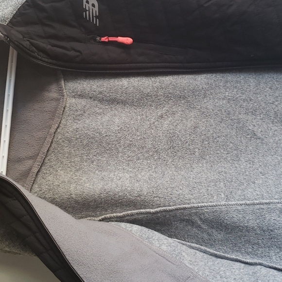 New Balance Fleece Jacket - Picture 6 of 8